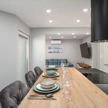 Apartmán Luxury Family Rey *