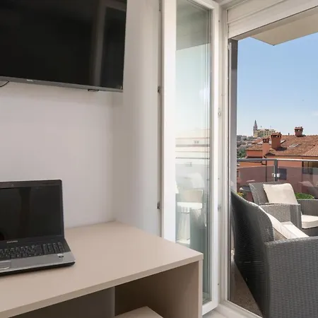 Luxury Family Rey Apartament *